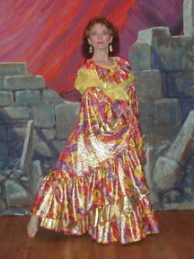 Photo of Chelydra in full skirt.
